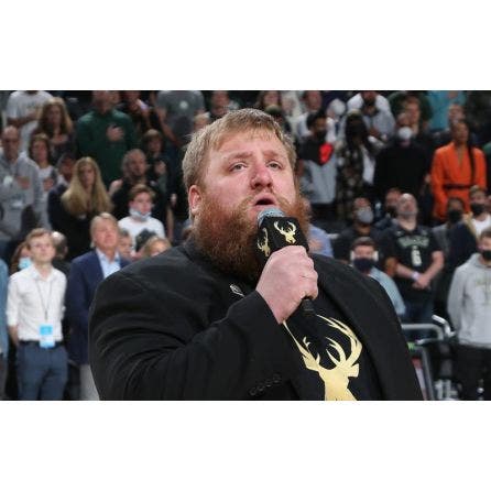 MILWAUKEE BUCKS BALLADEER NAMED ‘MOST TALENTED BEARD IN AMERICA'